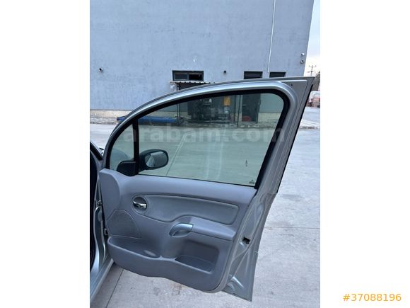 Düşük Km Bakımlı Otomatik Citroen C3