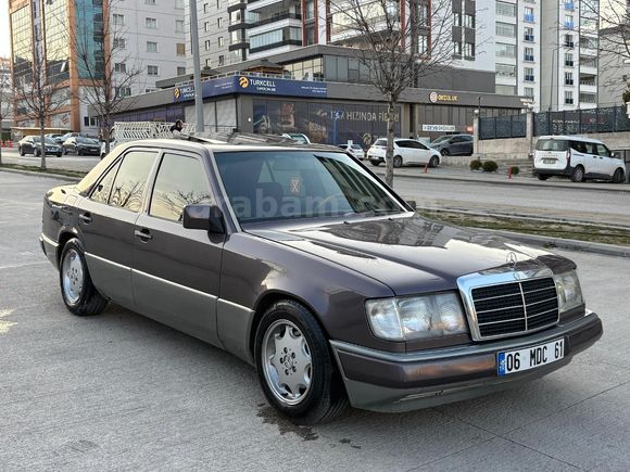 Sahibinden Mercedes - Benz E 200 1993 Model