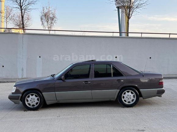 Sahibinden Mercedes - Benz E 200 1993 Model