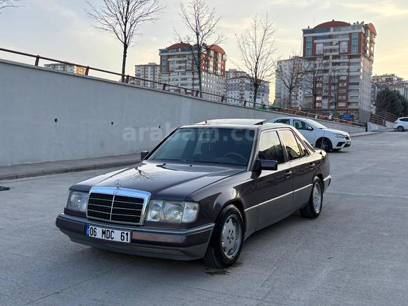 Sahibinden Mercedes - Benz E 200 1993 Model