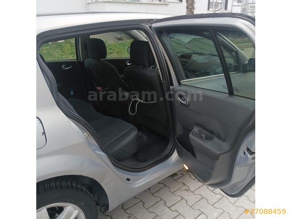Sahibinden Renault Megane 1.6 Dynamique 2004 Model