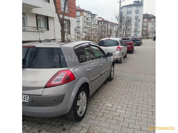 Sahibinden Renault Megane 1.6 Dynamique 2004 Model