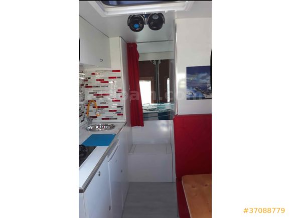 Kilometre düşük karavan