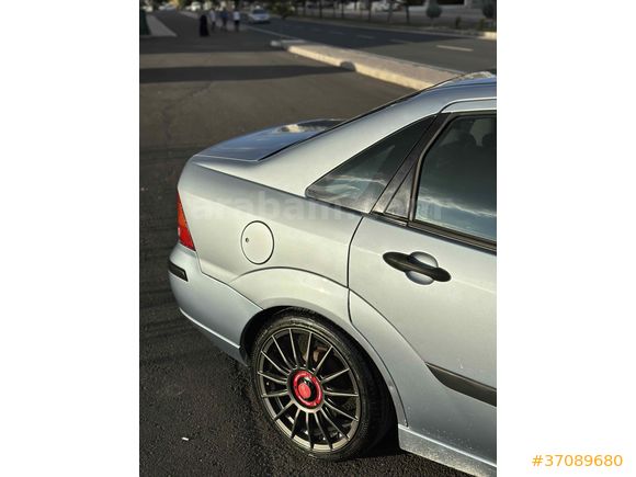 Sahibinden Ford Focus 1.6 Ghia 2005 Model 