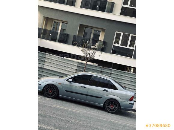 Sahibinden Ford Focus 1.6 Ghia 2005 Model 
