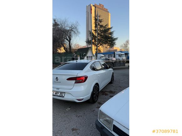 Sahibinden Renault Taliant 1.0 Sce Joy 2022 Model