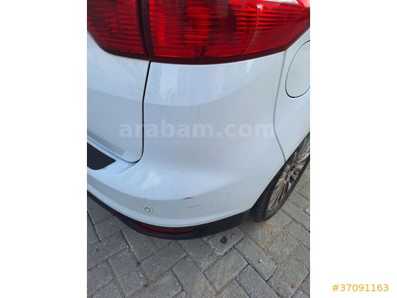 Sahibinden Ford C-Max 1.6 TDCi Titanium X 2015 Model