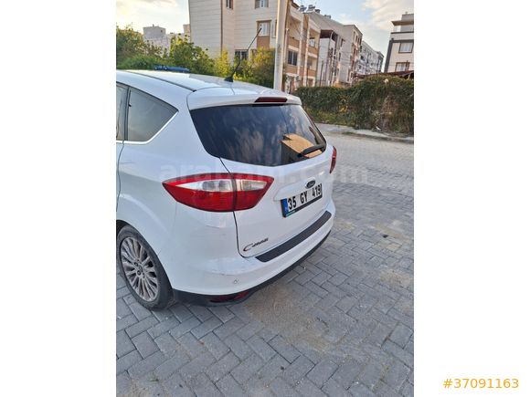 Sahibinden Ford C-Max 1.6 TDCi Titanium X 2015 Model