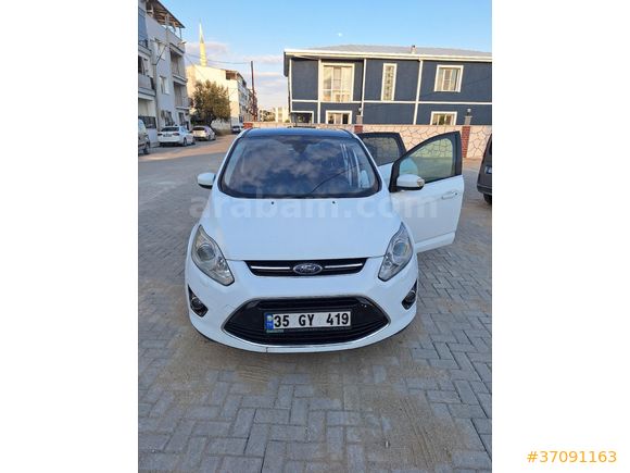 Sahibinden Ford C-Max 1.6 TDCi Titanium X 2015 Model