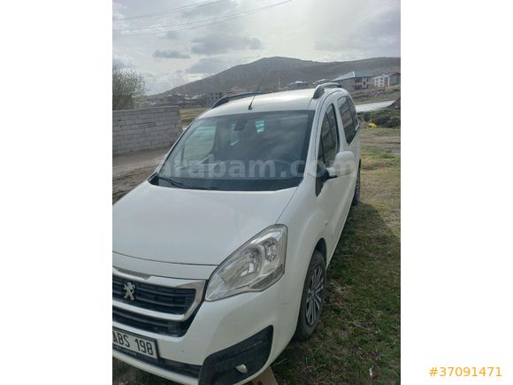 Sahibinden Peugeot Partner 1.6 BlueHDI Active 2017 Model  153.000 km Beyaz