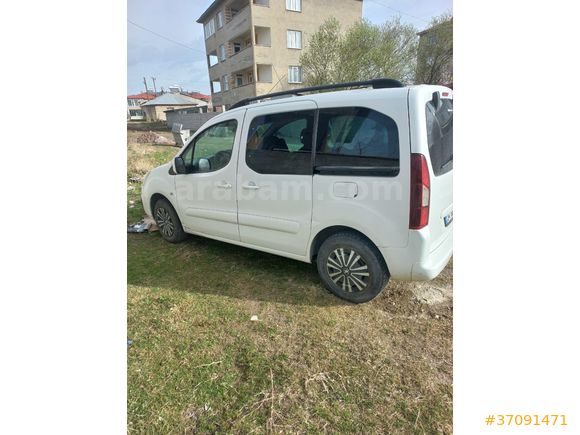Sahibinden Peugeot Partner 1.6 BlueHDI Active 2017 Model  153.000 km Beyaz