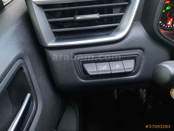 Sahibinden Renault Clio 1.0 TCe Touch 2023 Model 