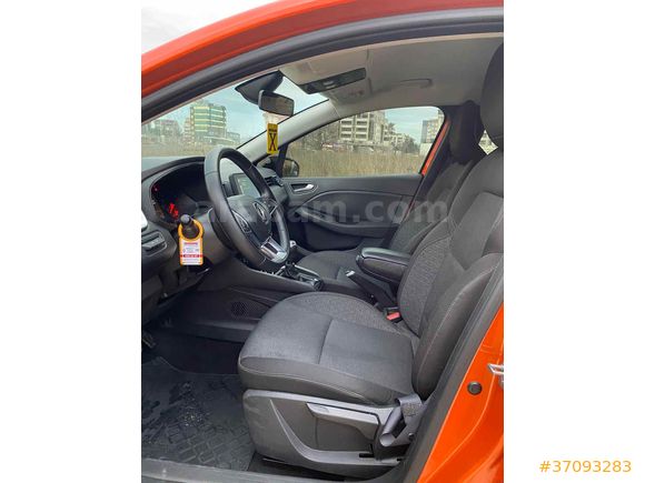 Sahibinden Renault Clio 1.0 TCe Touch 2023 Model 