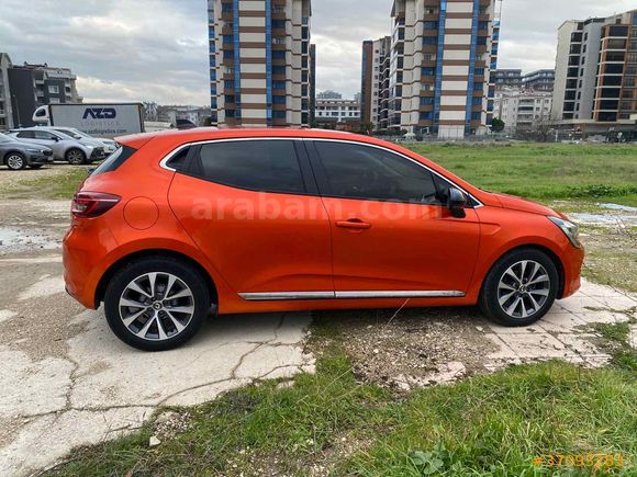 Sahibinden Renault Clio 1.0 TCe Touch 2023 Model 