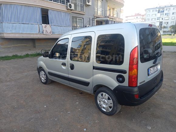 ////SATILDI////Sahibinden klimalı  Renault Kangoo Multix 1.5 dCi Authentique çift sürgü 2008 Model)
