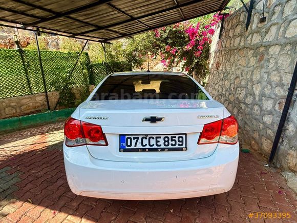 Konfor arayana Temiz Bakimli Otomatik Aile Aracı