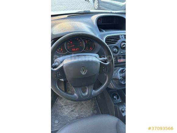 Sahibinden Renault Kangoo Multix 1.5 dCi Touch 2017 Model 