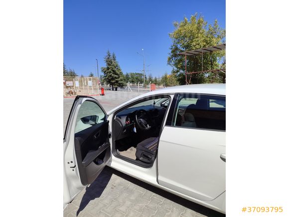Sahibinden Seat Leon 1.2 TSI Style 2016 Model  75.000 km Beyaz