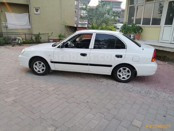 Sahibinden Hyundai Accent 1.3 Admire 2004 Model Balıkesir