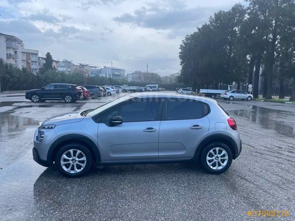 Sahibinden Citroen C3 1.2 PureTech Feel 2022 Model 