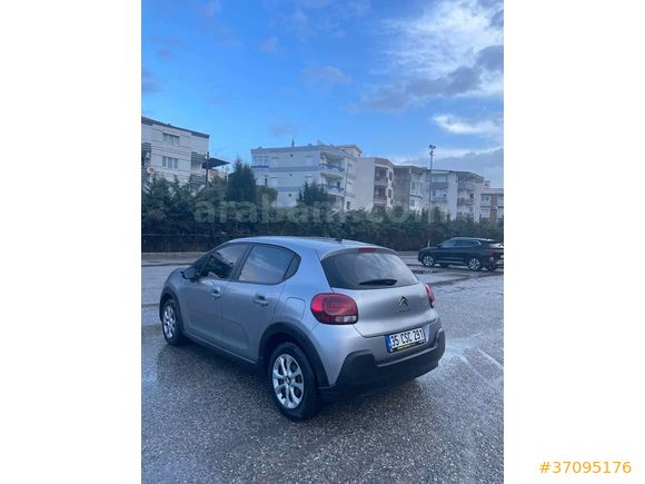 Sahibinden Citroen C3 1.2 PureTech Feel 2022 Model 
