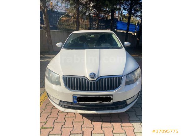 Sahibinden Skoda Octavia 1.6 TDI Optimal 2015 Model  288.000 km Beyaz