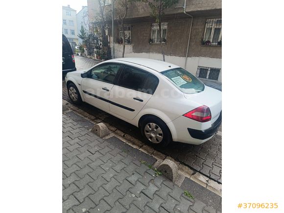 Sahibinden Renault Megane 1.6 Dynamique 2004 Model