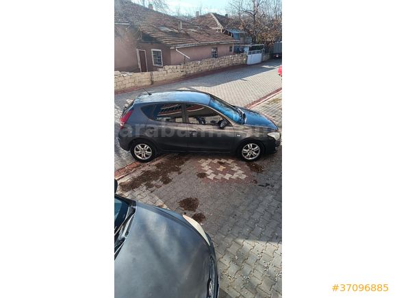 Sahibinden Hyundai i30 1.6 CRDi Select 2009 Model