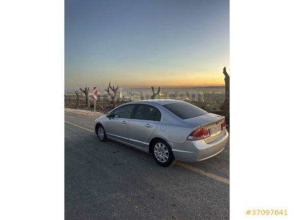 Sahibinden Honda Civic 1.6 i-VTEC Dream 2010 Model