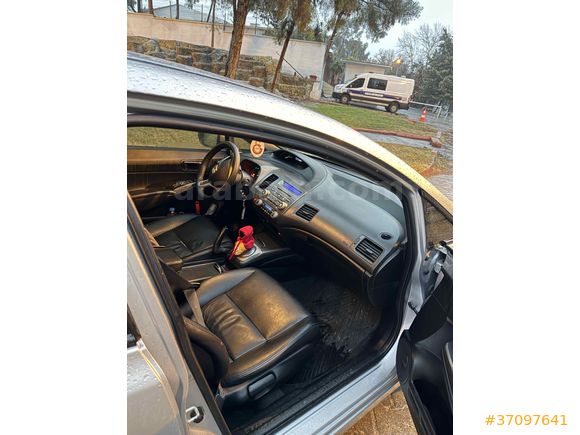 Sahibinden Honda Civic 1.6 i-VTEC Dream 2010 Model