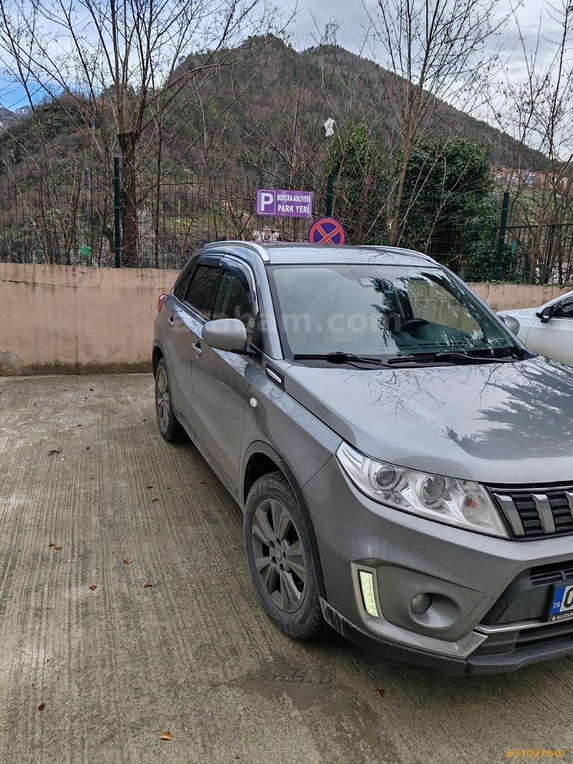 Sahibinden Suzuki Vitara 1.4 Boosterjet GL Plus 2020 Model 146.000 km Gri 2