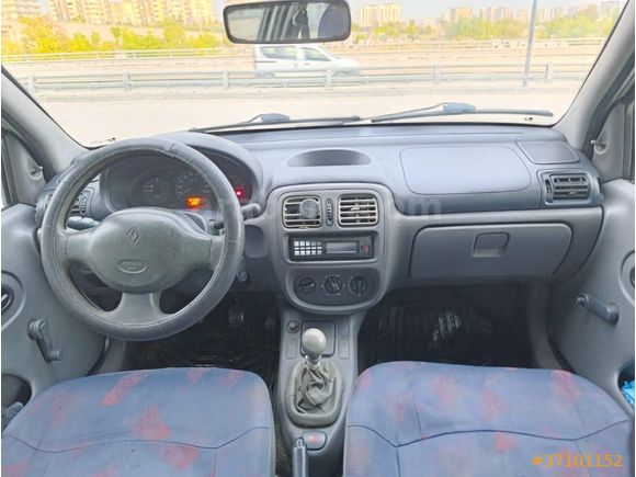 Sahibinden Renault Clio 1.4 RN 2000 Model