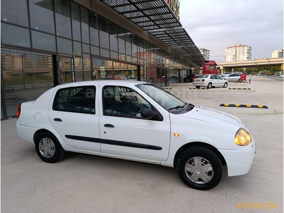 Sahibinden Renault Clio 1.4 RN 2000 Model
