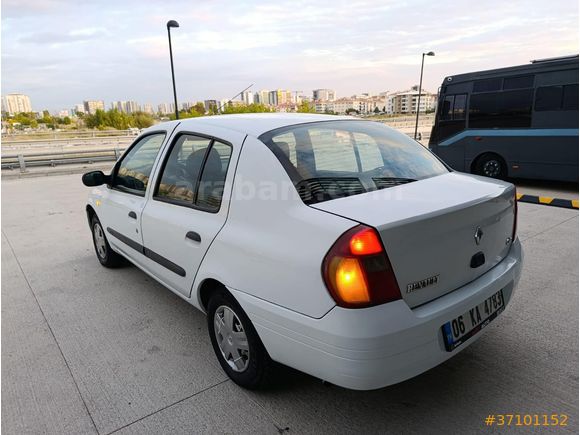 Sahibinden Renault Clio 1.4 RN 2000 Model