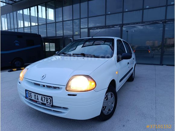 Sahibinden Renault Clio 1.4 RN 2000 Model