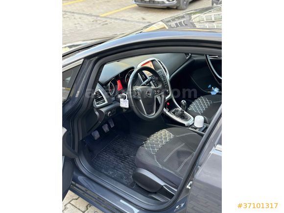 Opel Astra 1.3 CDTI Sport  2015 Çıkışlı Sanrooflu 