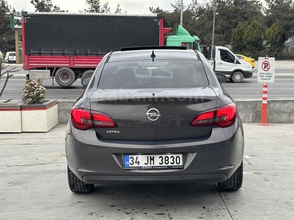 Opel Astra 1.3 CDTI Sport  2015 Çıkışlı Sanrooflu 