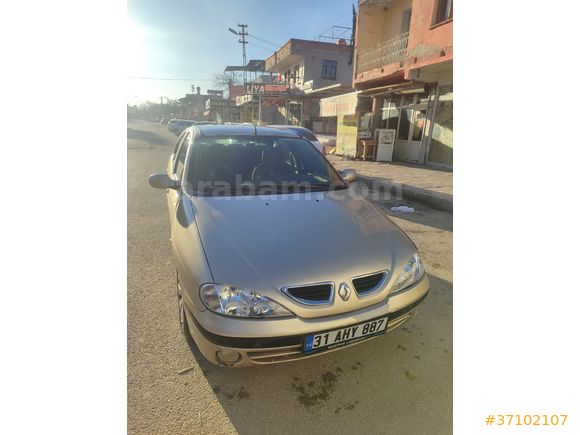 Sahibinden Renault Megane 1.9 DTi RTE 2001 Model Hatay 323.000 km Bej