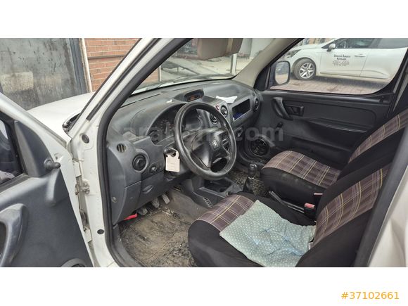 Sahibinden Peugeot Partner 1.9 D 2006 Model