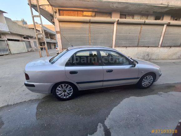 Sahibinden Mitsubishi Carisma 1.6 Avance 2001 Model  299.000 km Gri