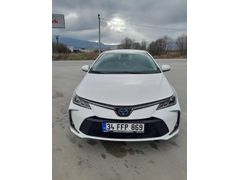 Sahibinden Toyota Corolla 1.8 Hybrid Dream 2022 Model