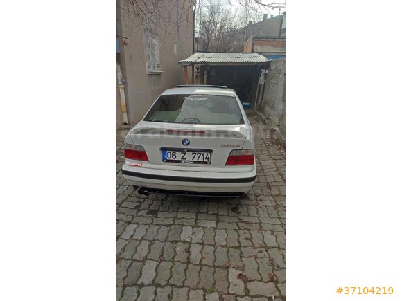 6 Senelik Sahibinden E36 orjinal manuel