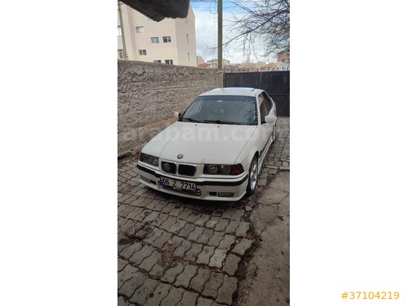 6 Senelik Sahibinden E36 orjinal manuel