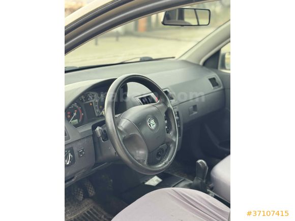 Düşük km parça boyalı fabia aile aracı