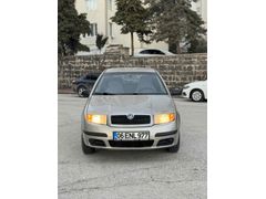 Düşük km parça boyalı fabia aile aracı