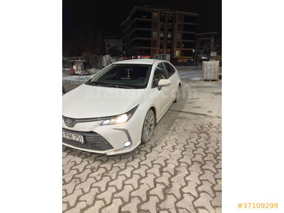 Sahibinden Toyota Corolla 1.5 Dream 2021 model