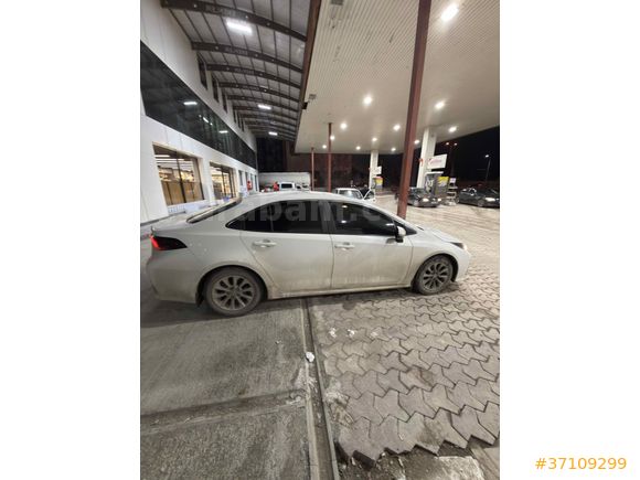 Sahibinden Toyota Corolla 1.5 Dream 2021 model