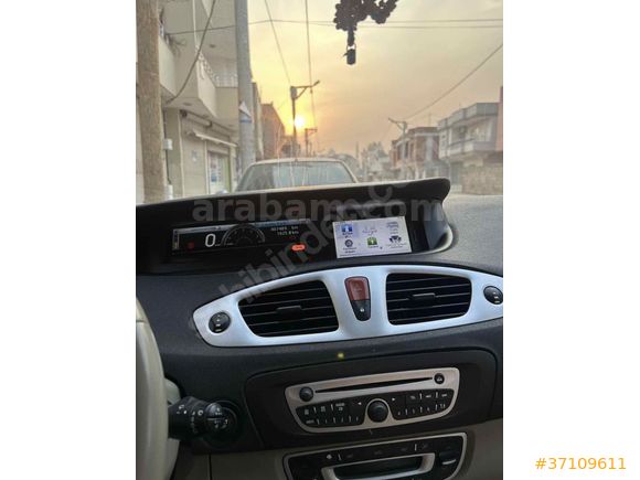 Sahibinden Renault Scenic 1.5 dCi Privilege 2010 Model 