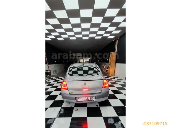 Sahibinden Renault Megane 1.6 Dynamique 2004 Model