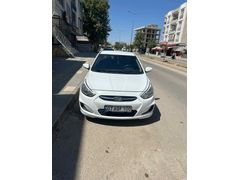 Sahibinden Hyundai Accent Blue 1.6 CRDI Biz 2015 Model  162.500 km Beyaz